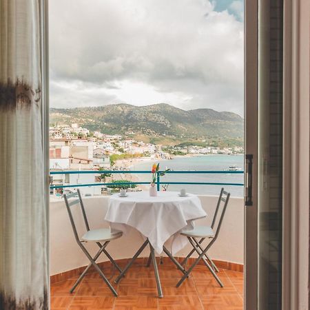 Beachfront Apartment Himarë Dış mekan fotoğraf