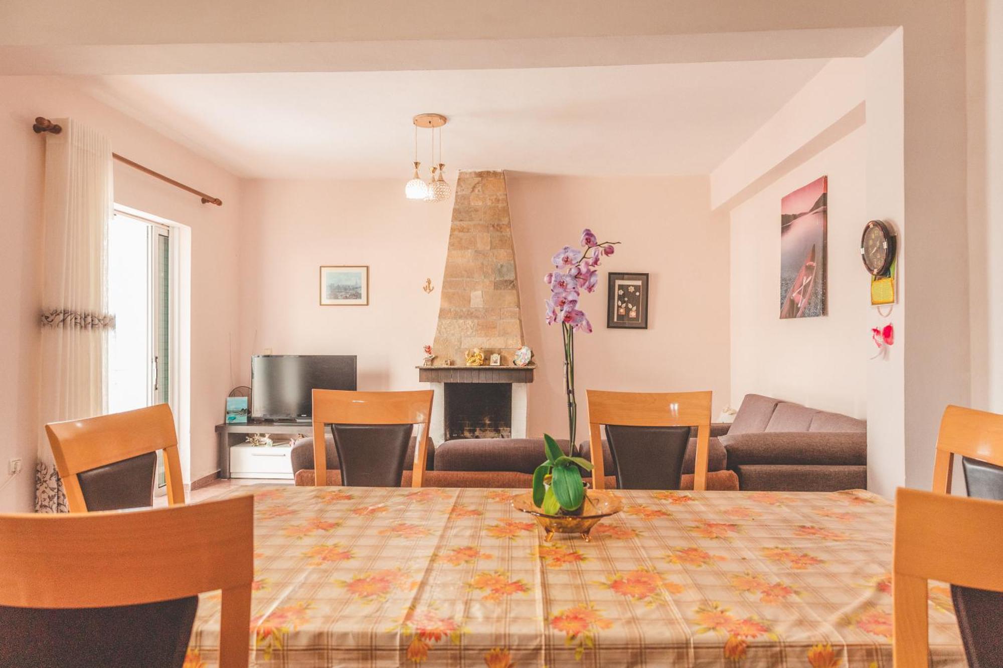 Beachfront Apartment Himarë Dış mekan fotoğraf
