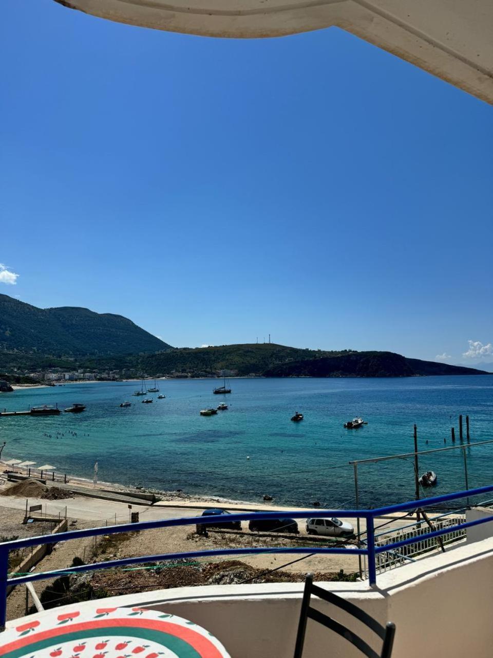 Beachfront Apartment Himarë Dış mekan fotoğraf