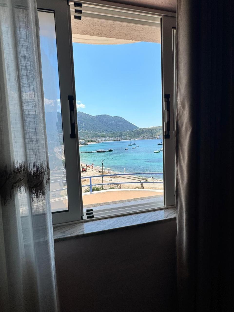Beachfront Apartment Himarë Dış mekan fotoğraf