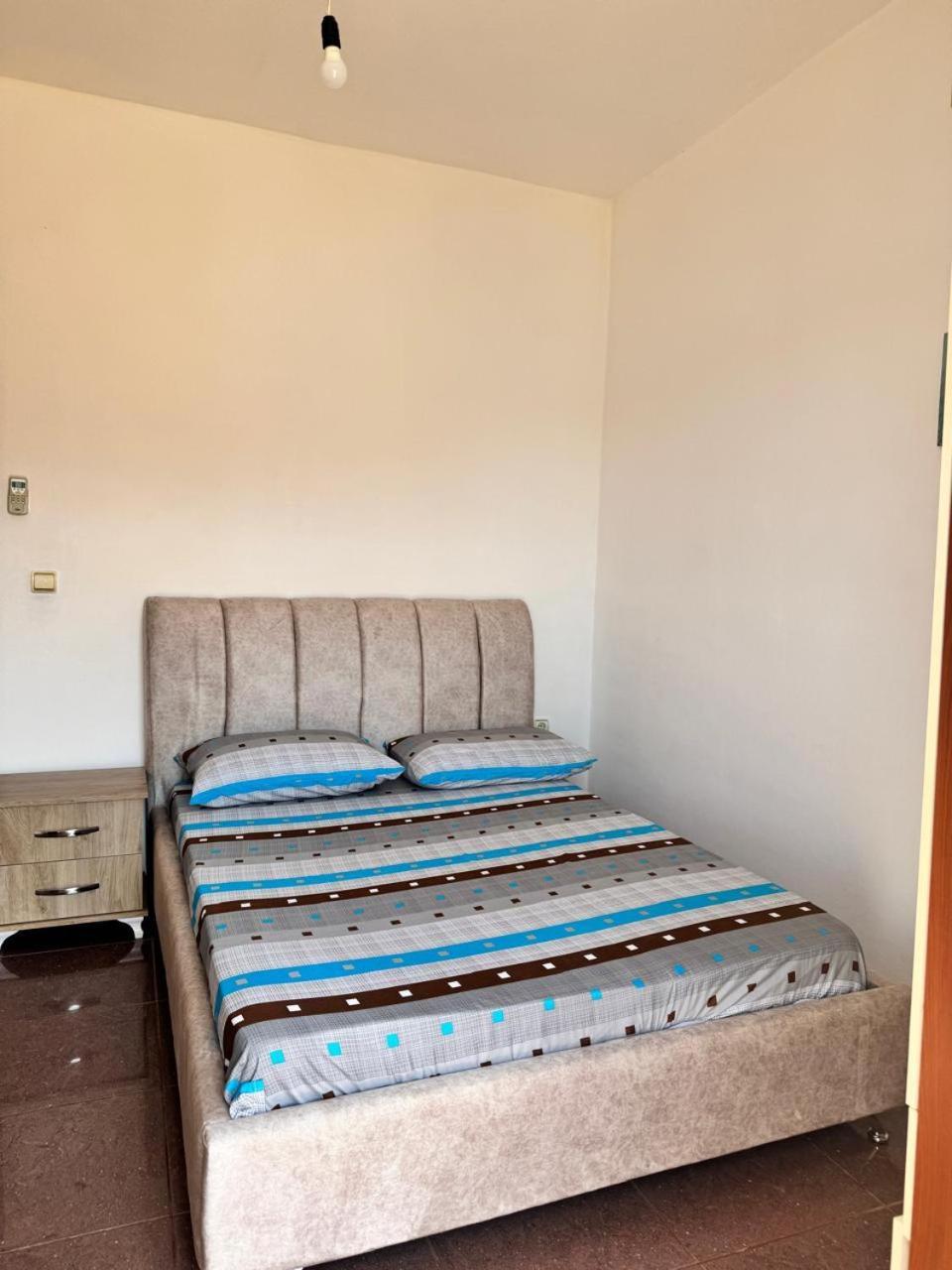 Beachfront Apartment Himarë Dış mekan fotoğraf