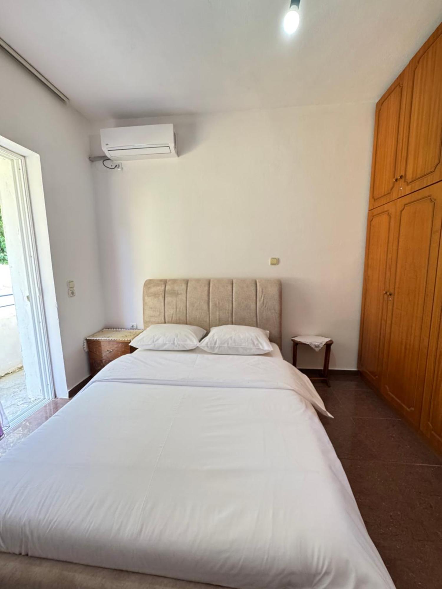 Beachfront Apartment Himarë Dış mekan fotoğraf